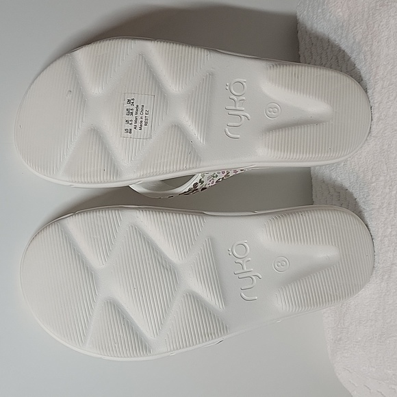 Ryka Rest EZ Thong Sandals Women's 8M White Floral Flip-Flop - Picture 5 of 5